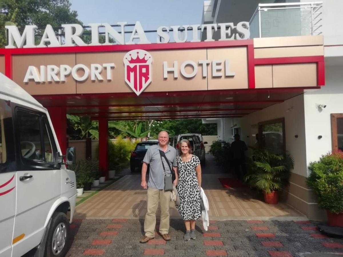 Marina Suites Airport Hotel Kochi Exterior foto